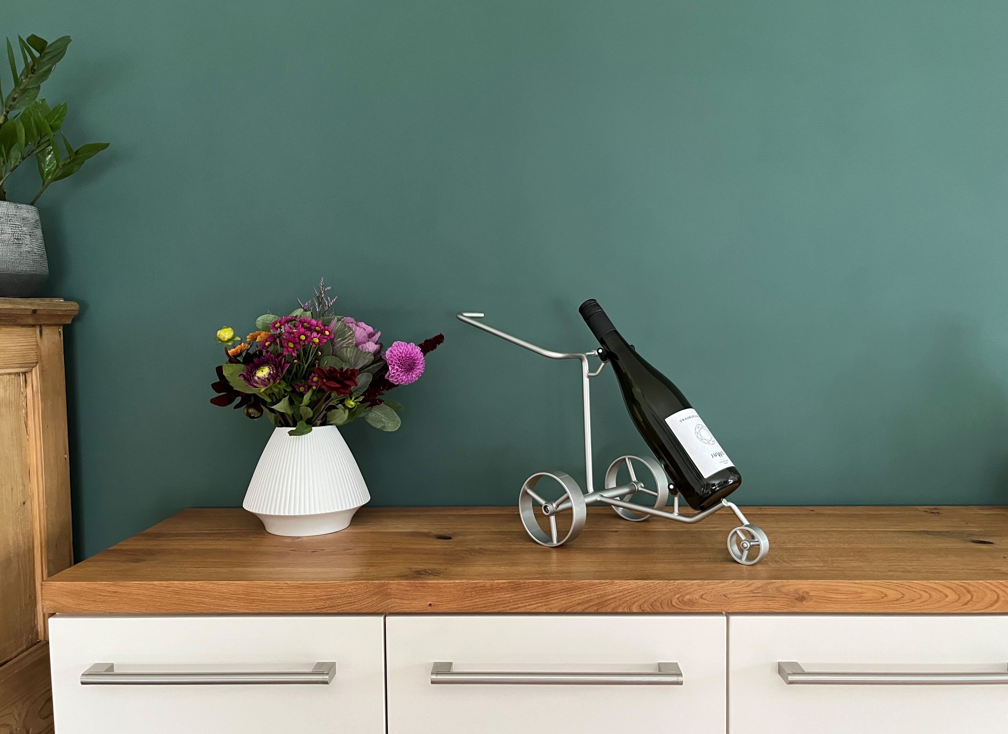 JuCad_miniature_trolley - wine bottle holder_JMC_example (2)x JuCad_miniature_trolley - wine bottle holder_JMC_example (2)x