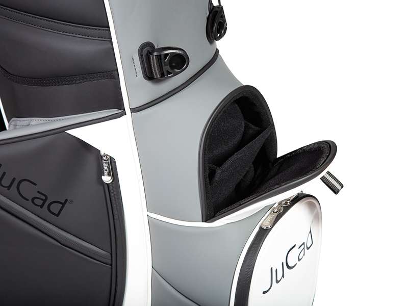JuCad_bag_2in1_First Class_pocket with magnetic closure example