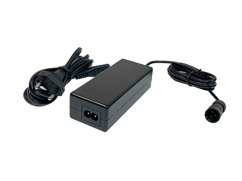 JuStar Ladegerät für Powerpack